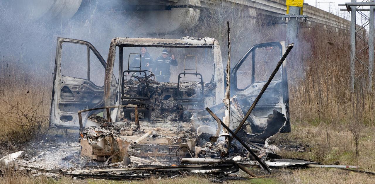 
	Il camper carbonizato

