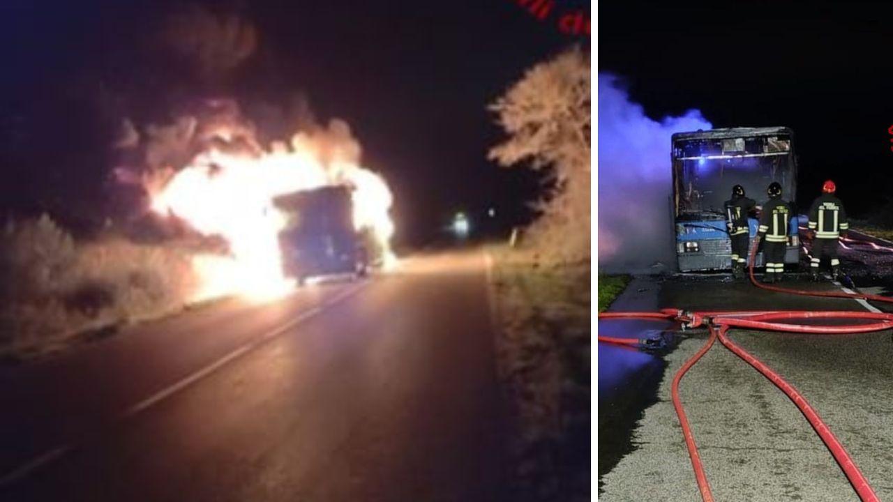 Il mezzo in fiamme sulla strada delle Collacchie a Scarlino