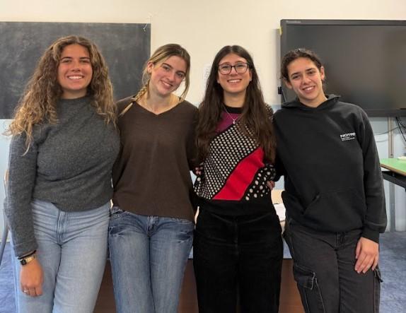 Viaggiare, mettersi in gioco, aiutare: le storie di quattro volontarie in Africa