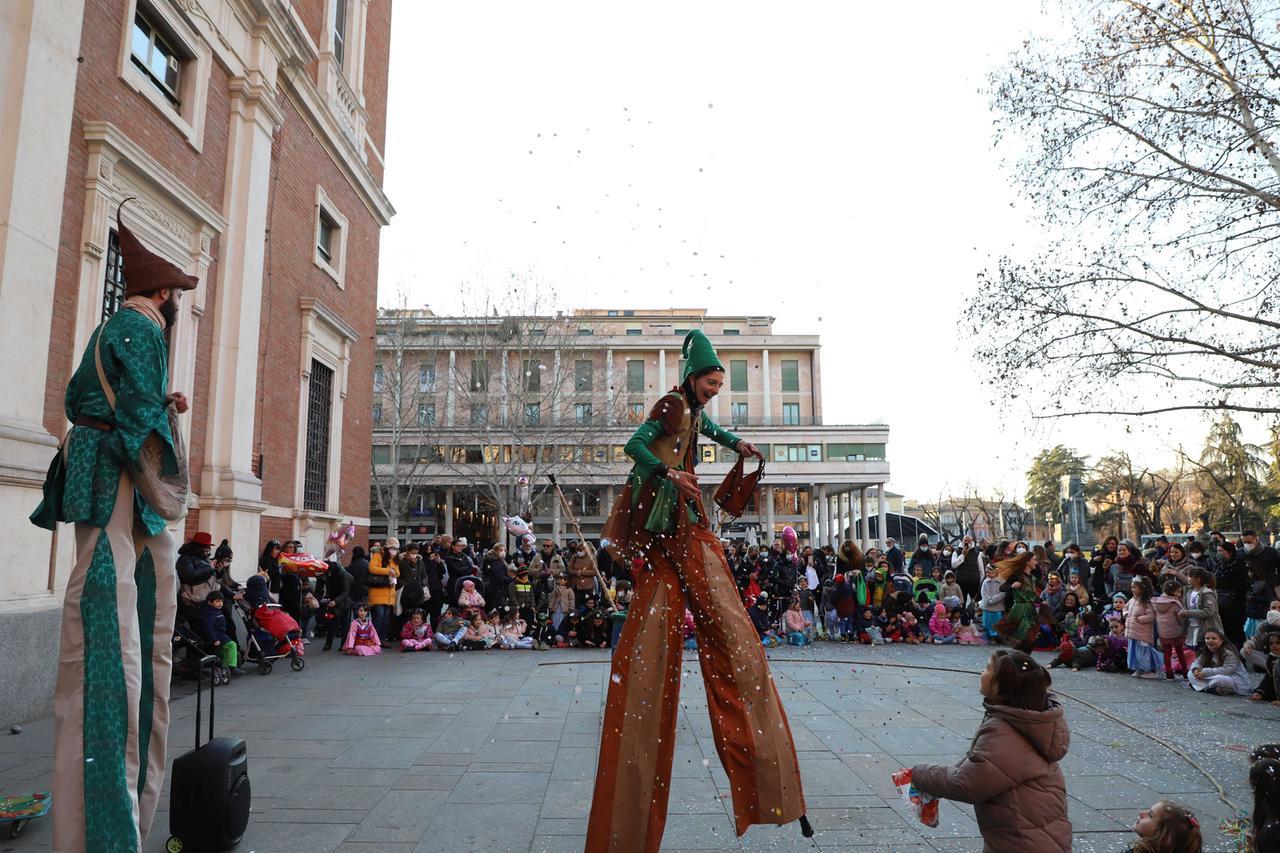 Carnevale in centro storico a Reggio Emilia: martedì grasso con Cenerentola