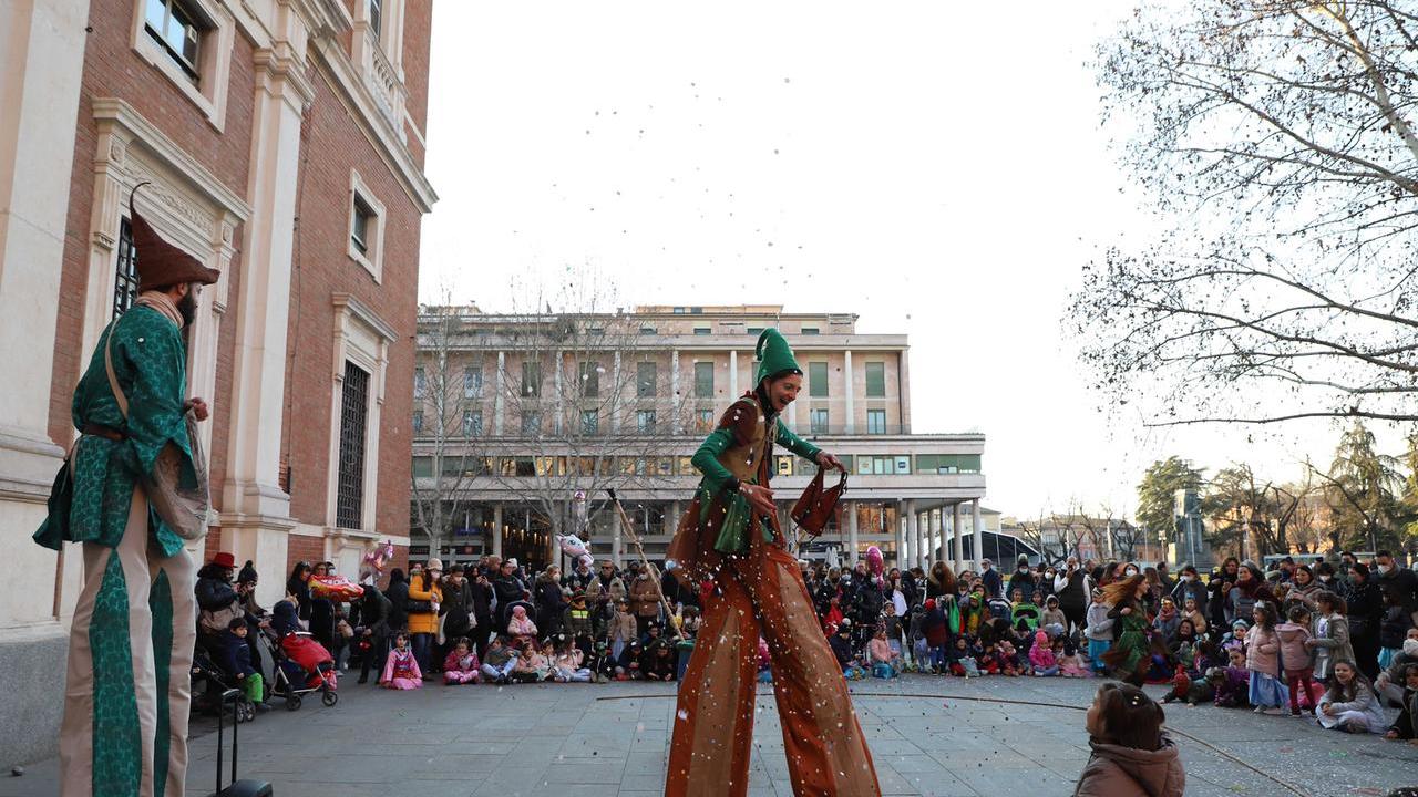 Carnevale in centro storico a Reggio Emilia: martedì grasso con Cenerentola
