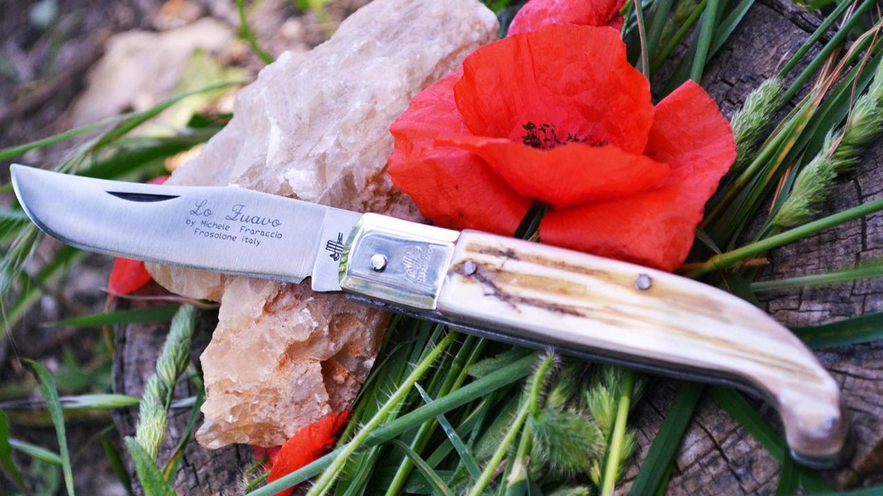 Il “paese dei coltelli” si ribella al decreto sicurezza, il sindaco: «Tuteliamo i nostri produttori»