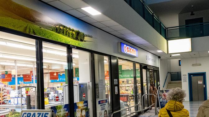 Sigma: a Modena, Mirandola e Carpi chiusure a tempo e 30 posti a rischio