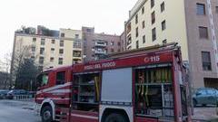 Incendio nell’appartamento: evacuata tutta la palazzina