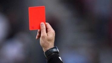 Due arbitri aggrediti in pochi giorni, il Coni Reggio Emilia propone uno stop alle gare: «Fermiamoci per un weekend»