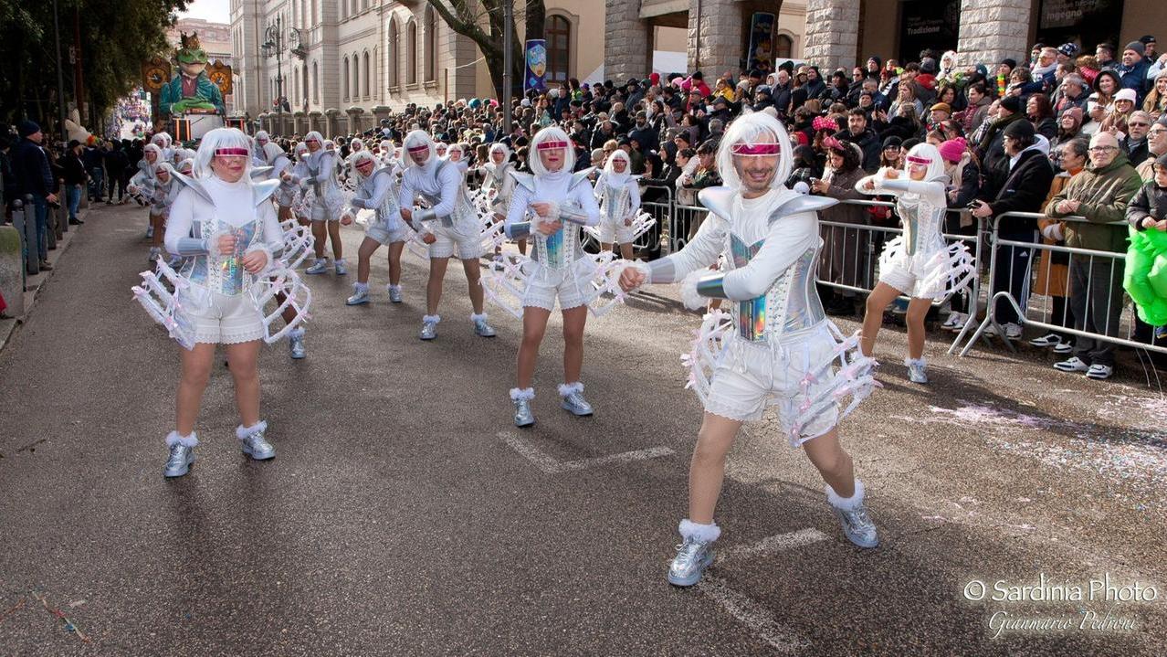Tempio, oggi il gran finale del Carnevale con il rogo di Re Giorgio: ecco il programma