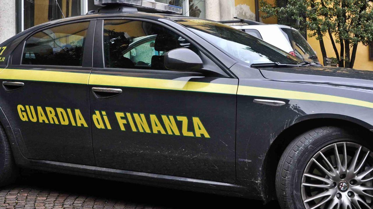 L'operazione della guardia di finanza (Foto di repertorio)