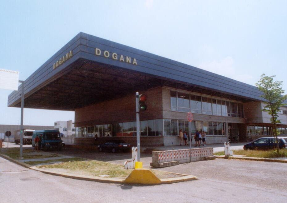 Importa un farmaco illegalmente ma è assolta: «Era in buona fede»