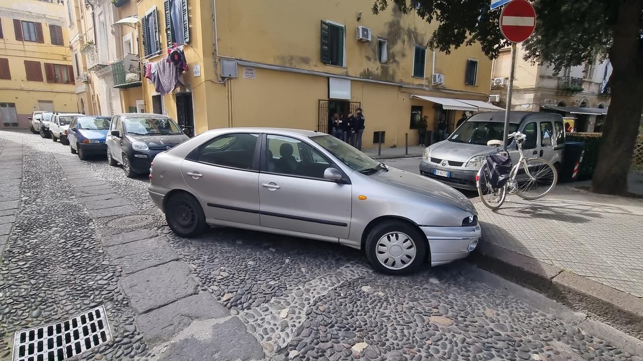 L'auto risultata rubata - foto di Mauro Chessa