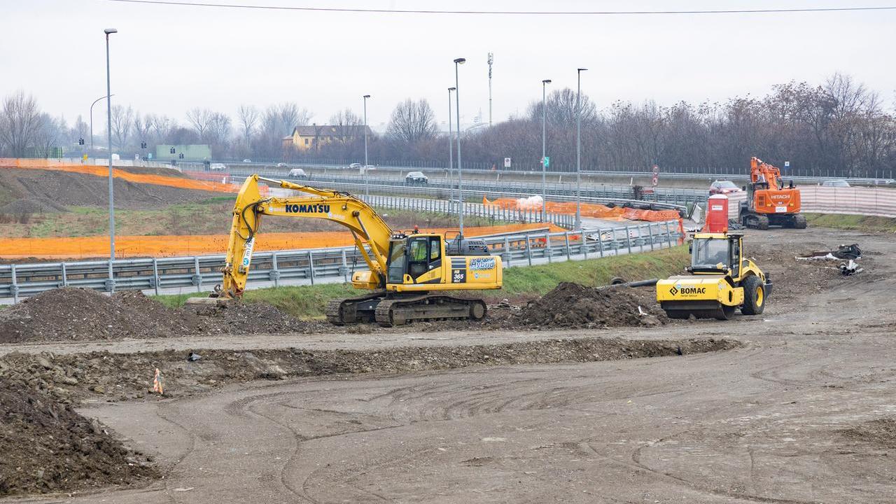 Il cantiere della Complanarina accanto all'A1