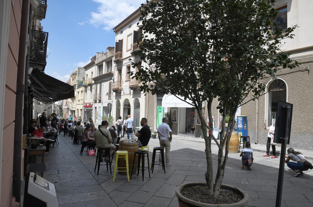 Dopo il Crans Montana anche Nuoro inasprisce le regole sulla sicurezza, nuovo piano della prefettura