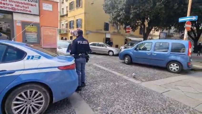 
	La polizia sul luogo dell'inseguimento <em><strong>&nbsp;(foto Mauro Chessa)</strong></em>

