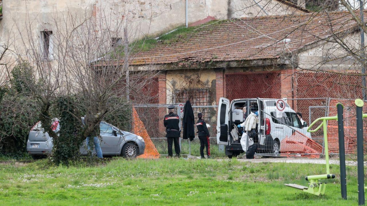 
	Sul posto i carabinieri


