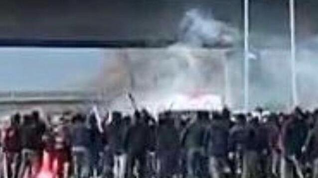 Lucca, guerriglia tra ultras sull’autostrada: confermati i Daspo a due tifosi rossoneri