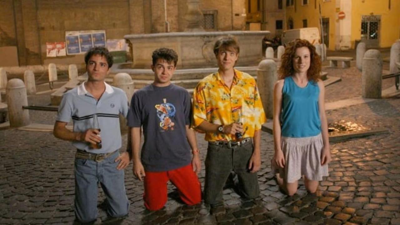 Notte prima degli esami compie 20 anni, il cast festeggia a Genova: ecco quando uscirà il terzo episodio