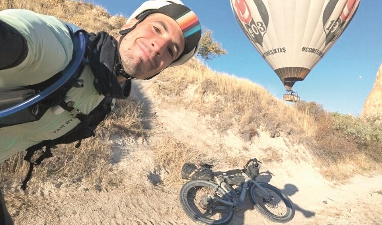 Il viaggio di Giovanni è da... film. «La “mia” Cappadocia in bici»