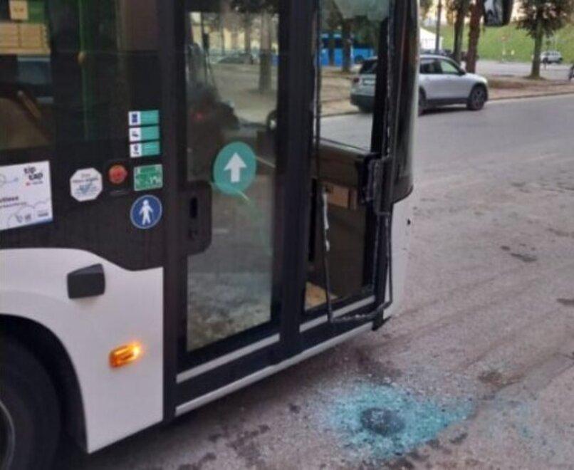 Lucca, a processo gli aggressori dell’autista sul pullman<br type="_moz" />
