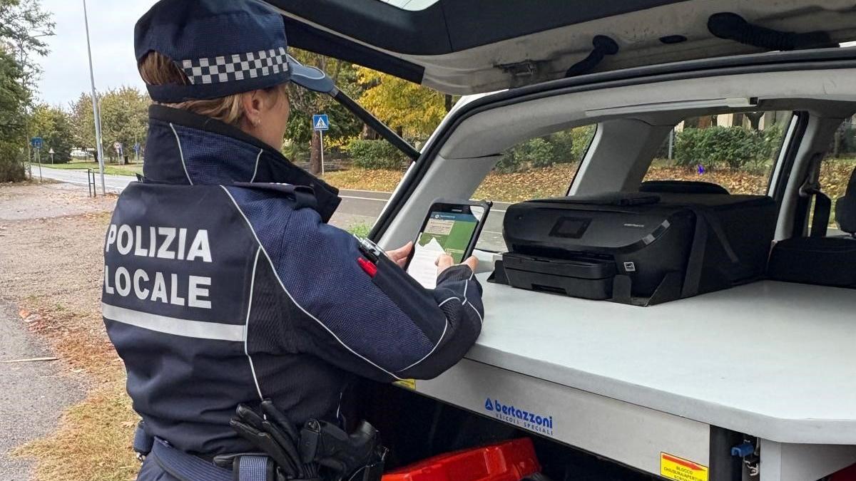 Auto senza assicurazione: a Reggio Emilia scovate 142 in quattro mesi
