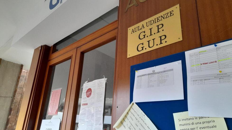 I tre interrogatori si sono svolti nell’aula gip/gup del Tribunale