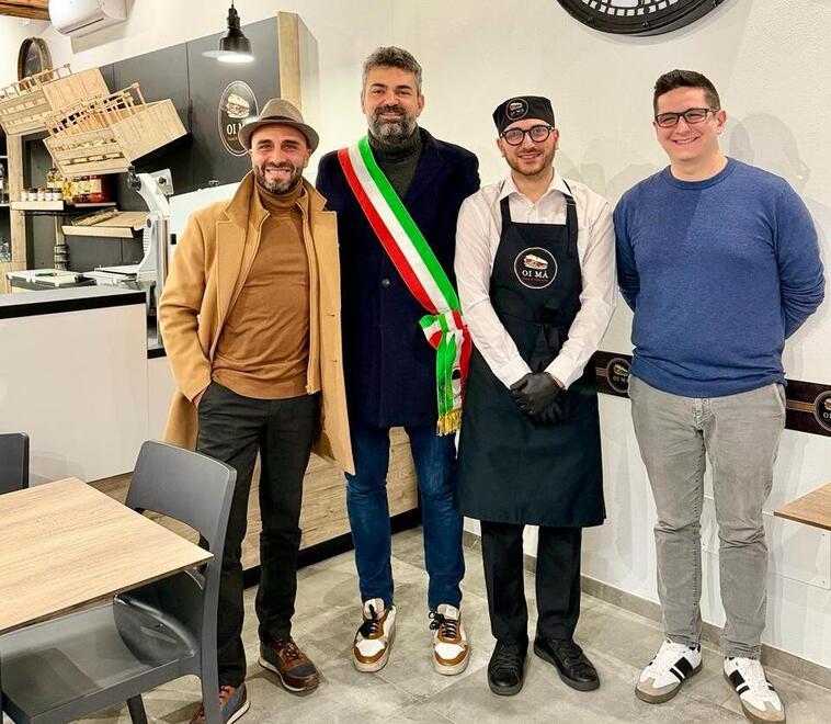 Oi Mà, a Ferrara è arrivato il locale del “barbiere” Amedeo