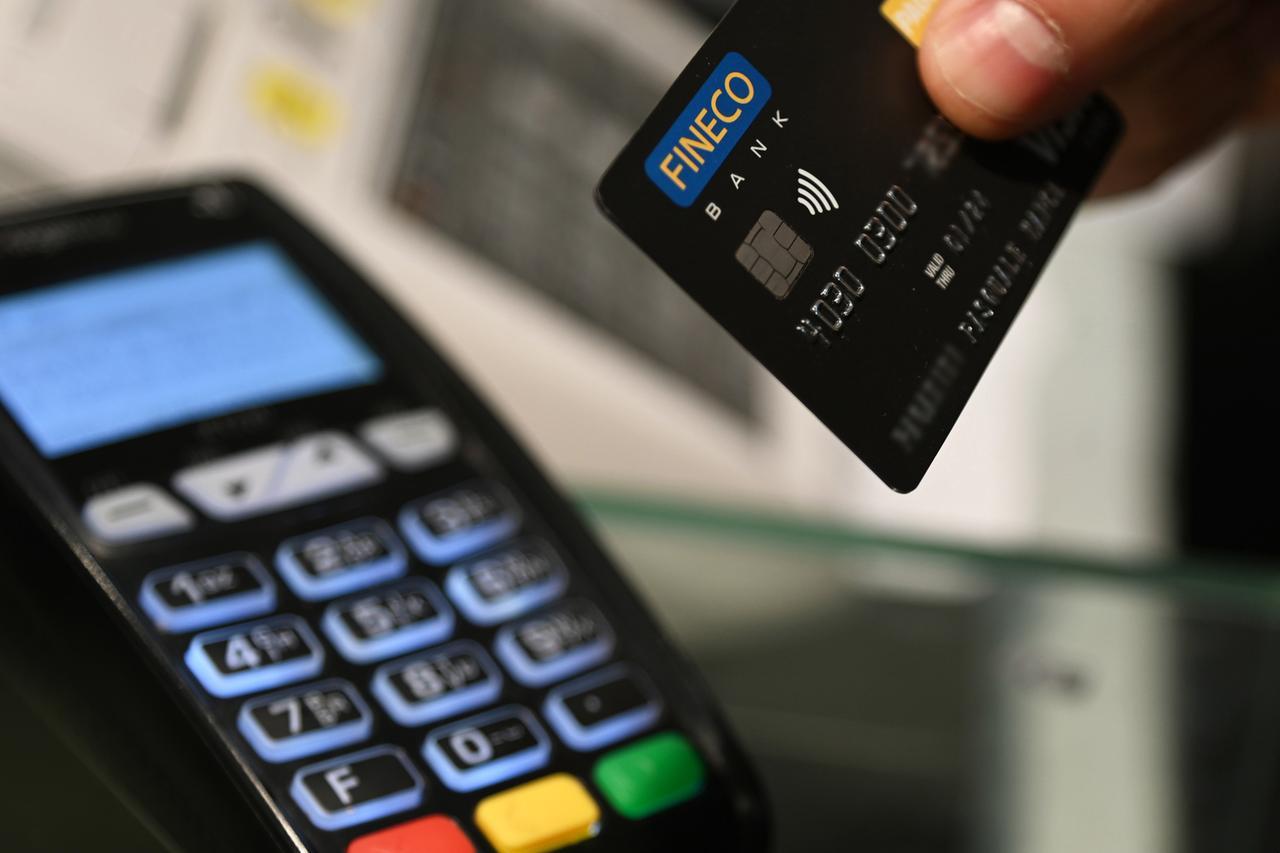 In arrivo nuove regole per Pos e pagamenti elettronici: chi deve adeguarsi e le novità