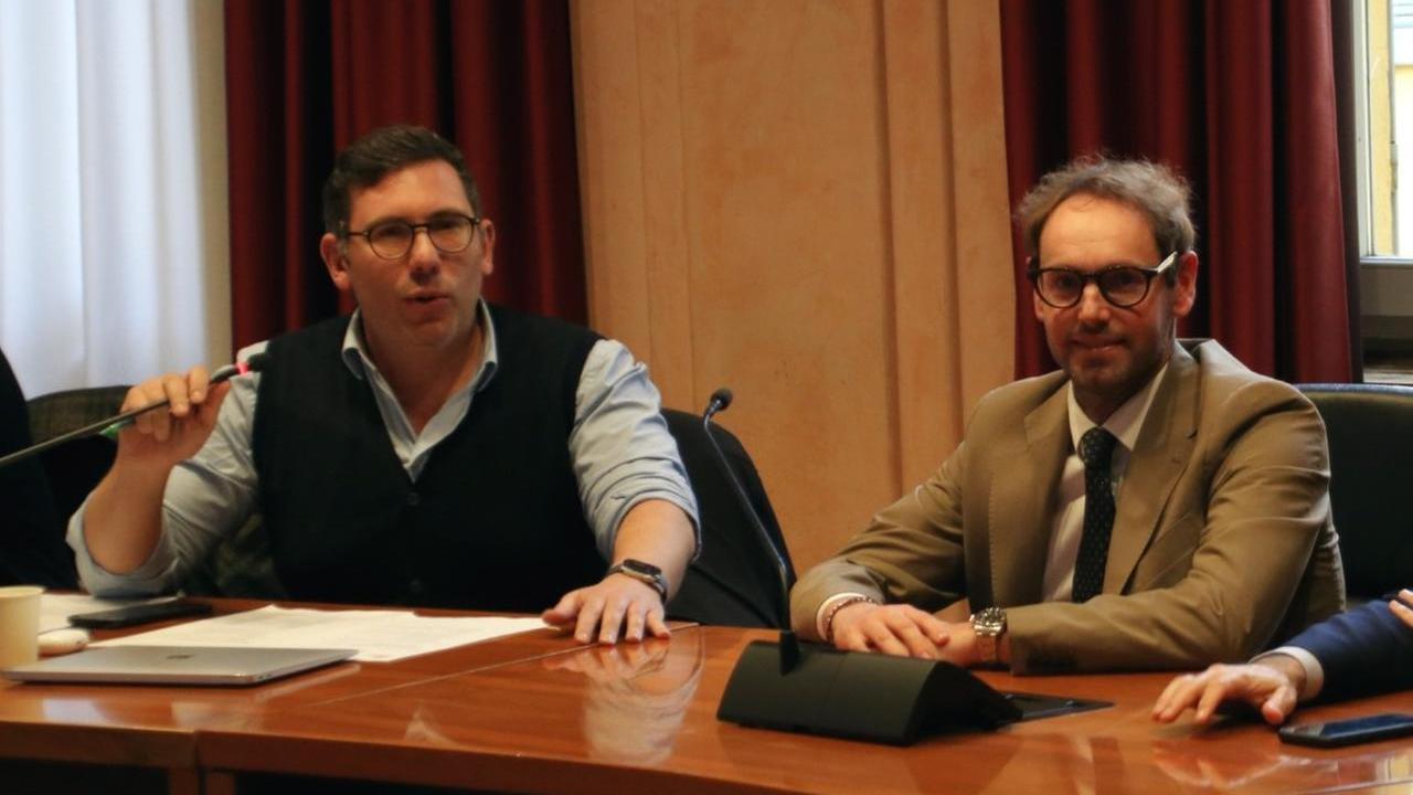 Andrea Bosi, a sinistra, con il nuovo revisore di Amo Bonetti