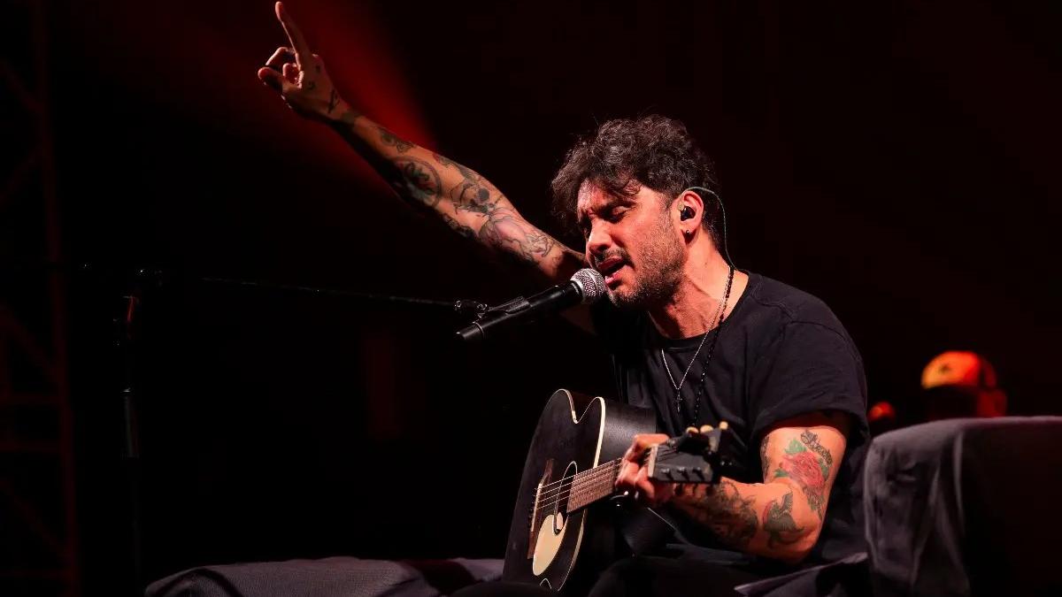 Fabrizio Moro arriva a Reggio Emilia: oggi l’incontro ai Petali