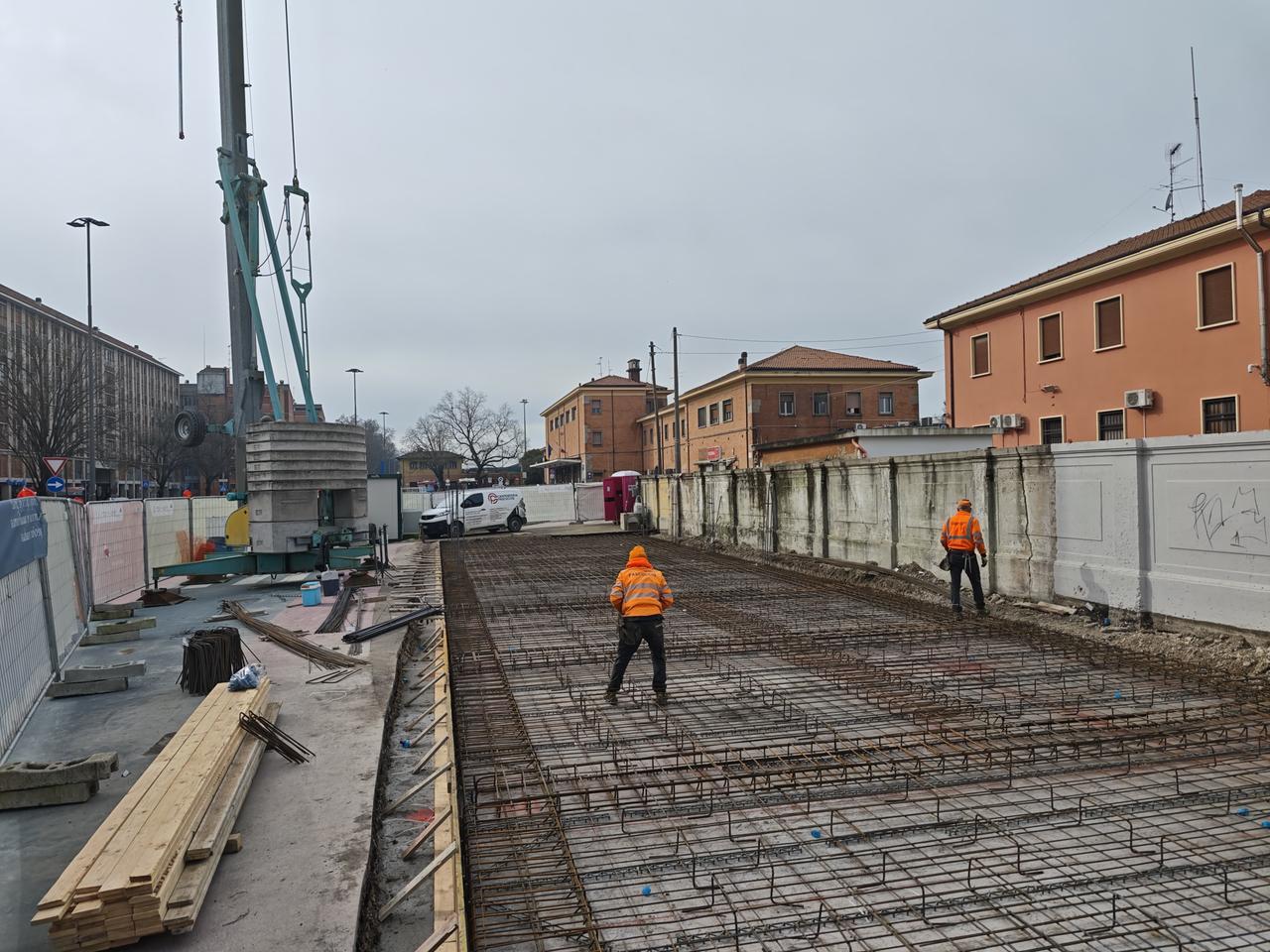 Velostazione a Ferrara, il sindaco Fabbri: «Più servizi e più sicurezza»