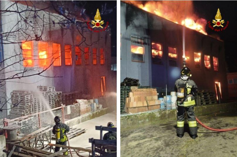 Maxi incendio alla ChemCo: è allarme in tutta Vezzano
