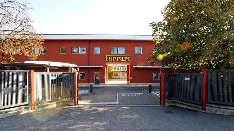 Azioni della Ferrari, proposto un dividendo di 3,615 euro: è il 21% in più rispetto all’anno precedente