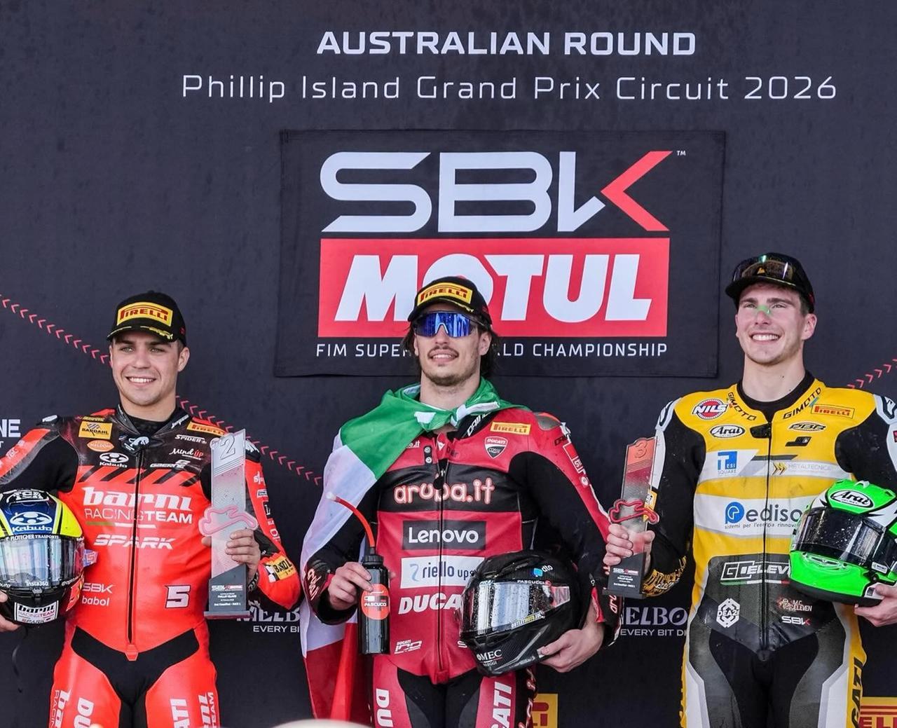 Mondiale di Superbike, Nicolò Bulega domina Gara 1 a Philip Island