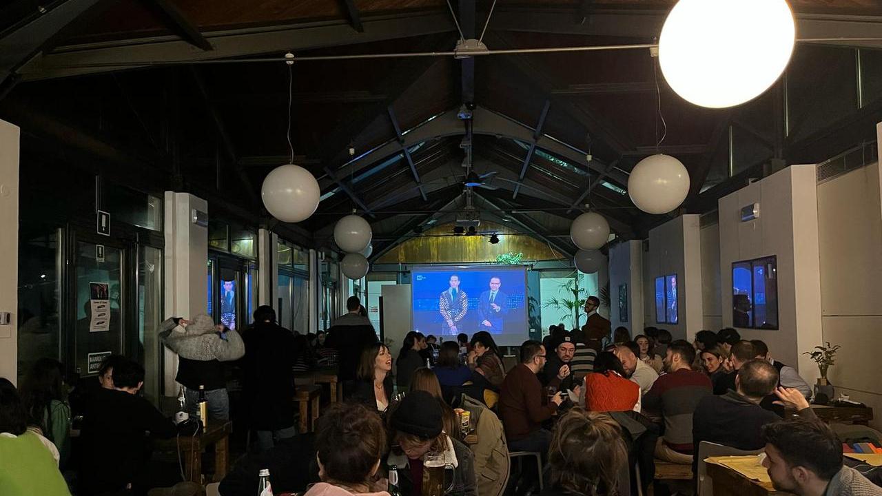 Catomes tot... a vedere Sanremo: al centro sociale un maxischermo per vedere il Festival