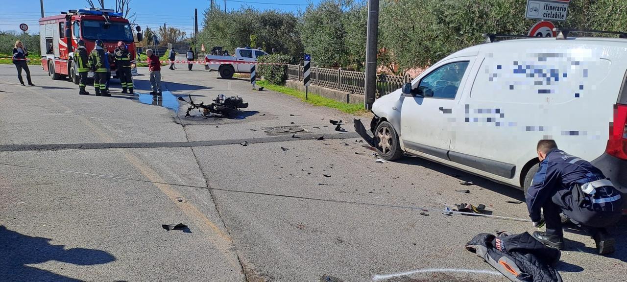 
	I mezzi coinvolti nell'incidente a Capezzano Pianore

