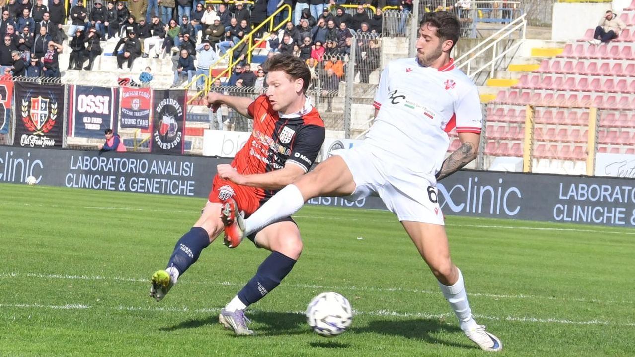 Torres-Vis Pesaro: 0-0. Sala vicinissimo al gol! LA DIRETTA