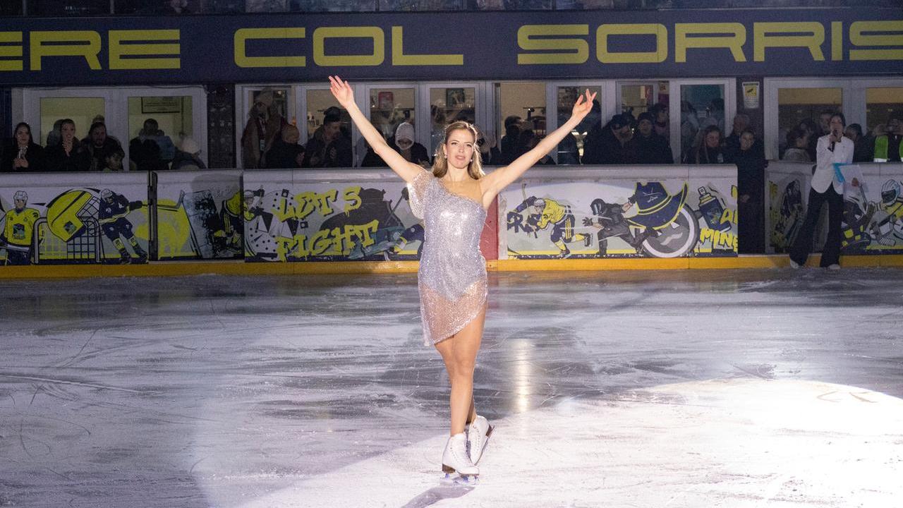 Carolina Kostner a Cerreto Laghi, la leggenda del pattinaggio protagonista di “Emozioni sul ghiaccio”