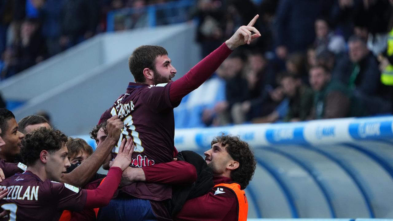 Reggiana-Avellino 1-1: i granata non sfondano il muro dei “Lupi”