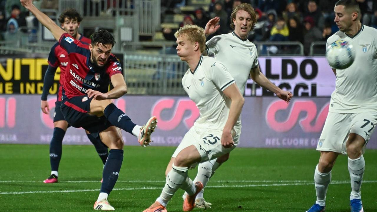 Il Cagliari contro la Lazio più forte delle avversità