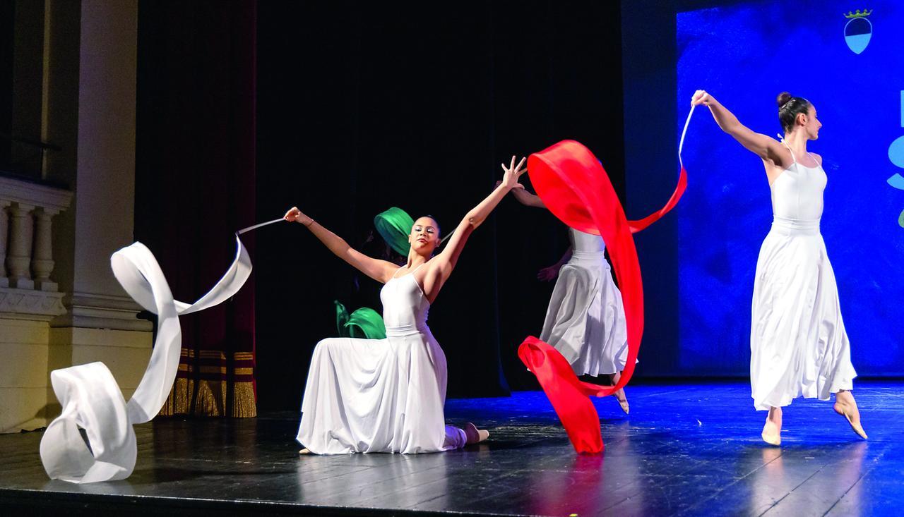 Atlete insultate e maltrattate: è bufera sull’allenatrice: «Ci chiamava balene e ciccione»