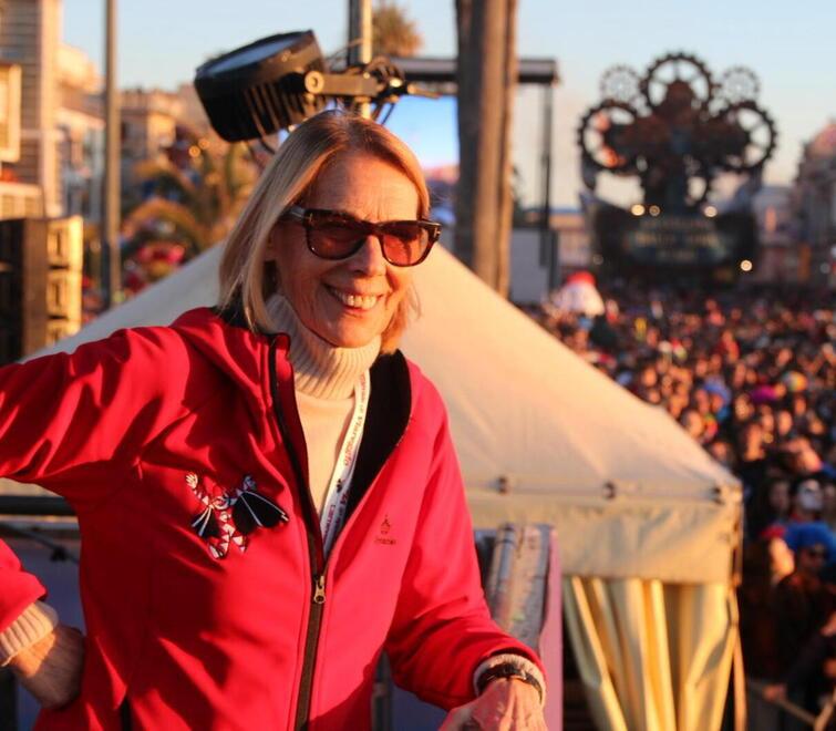 
	La presidente della Fondazione Carnevale Marialina Marcucci durante l&rsquo;ultimo corso mascherato di sabato (foto Iacopo Giannini)

