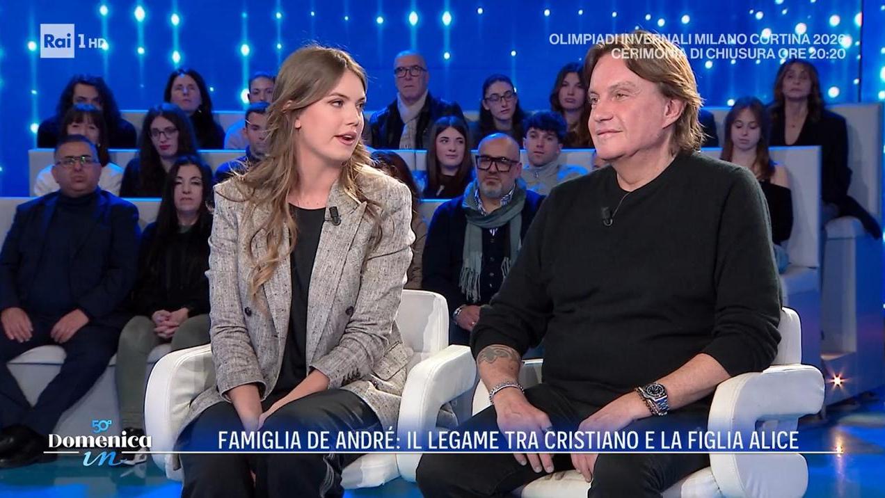 Cristiano De Andrè a Domenica In con la figlia Alice: «Vivo in Sardegna perché qui sento mio padre più vicino»