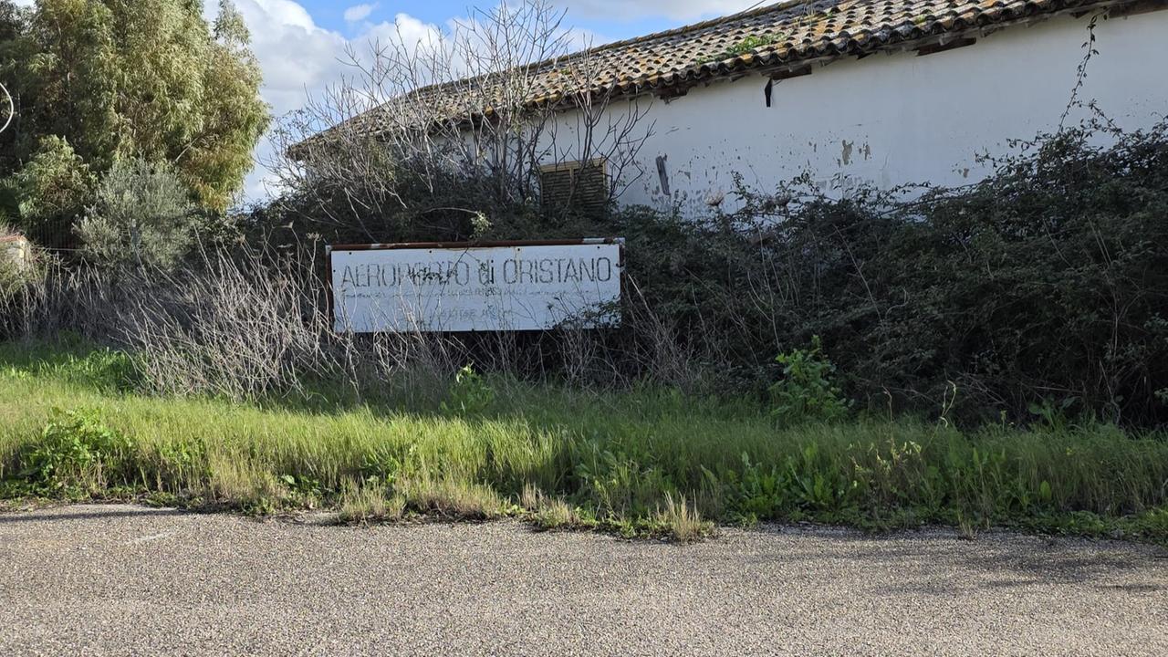 Fenosu, il bilancio dell’aeroporto preoccupa: tutti i numeri della società