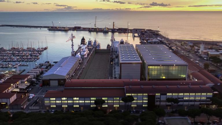 Una veduta aerea dei cantieri di The Italian Sea Group a Marina (foto d'archivio)