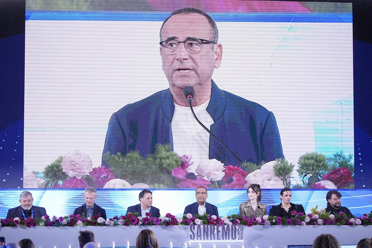 Sanremo, la scaletta della seconda serata: i cantanti in gara oggi