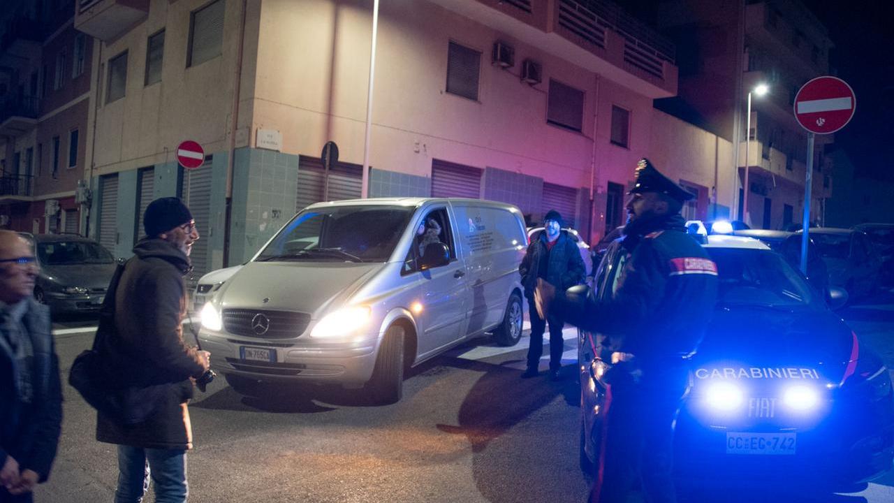 La palazzina occupata in cui nel 2023 fu ucciso Venerato Sardu<em> (foto Mario Rosas)</em>