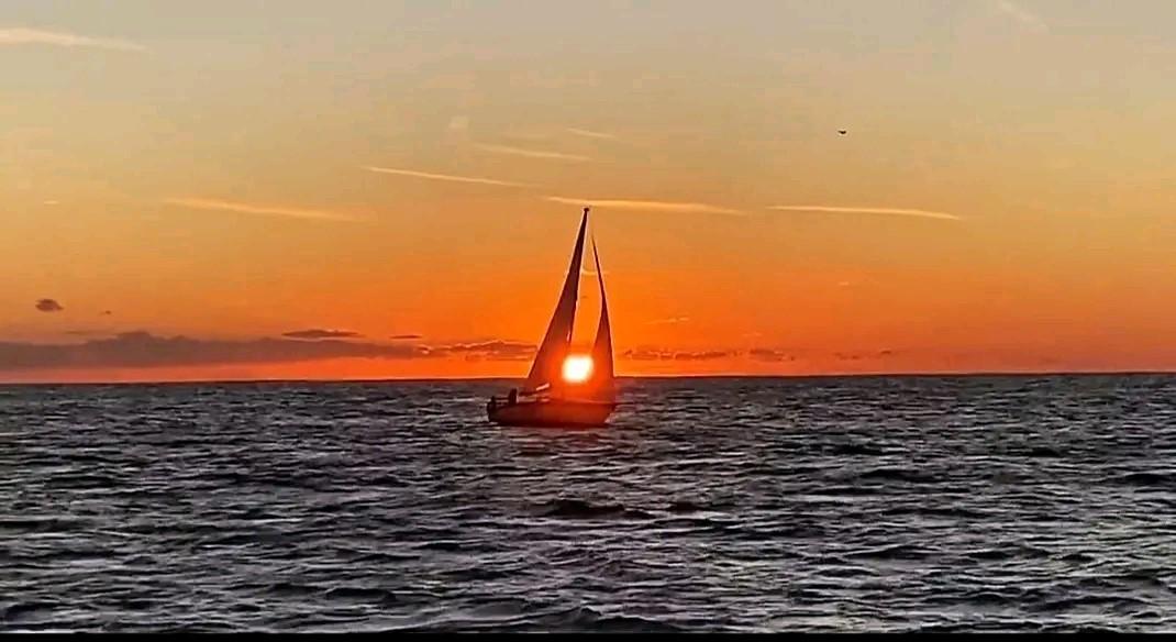 Livorno, tramonti tra le vele. Grazie a Debora Ingoglia