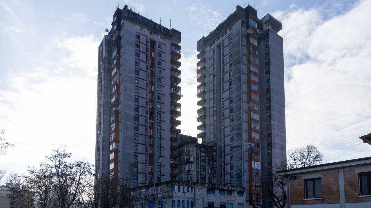 Ferrara, sgombero del grattacielo: “no” del Tar al ricorso degli inquilini