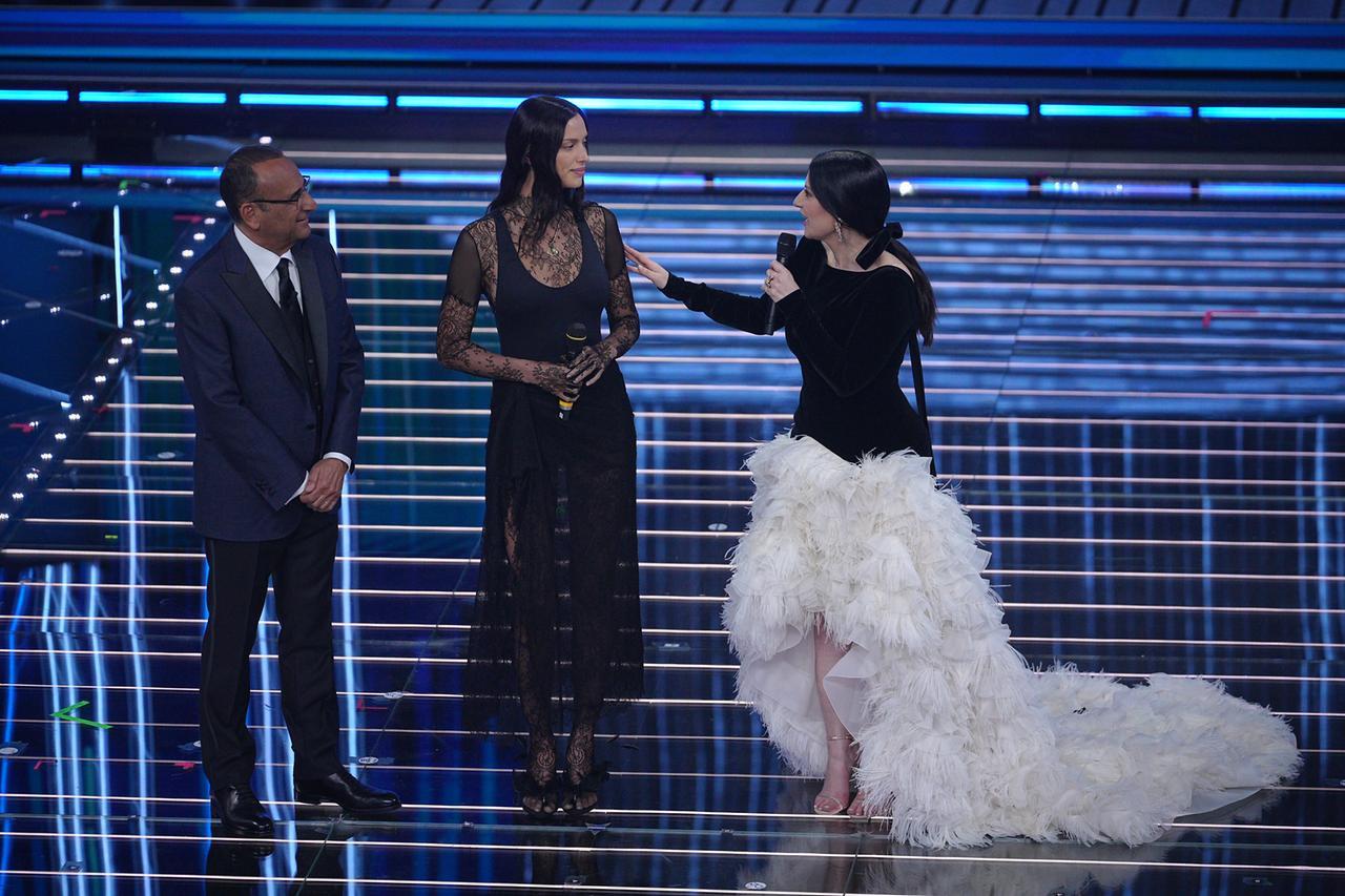 Sanremo, sorpresa ascolti nella terza serata: ecco i dati ufficiali e il confronto con lo scorso anno