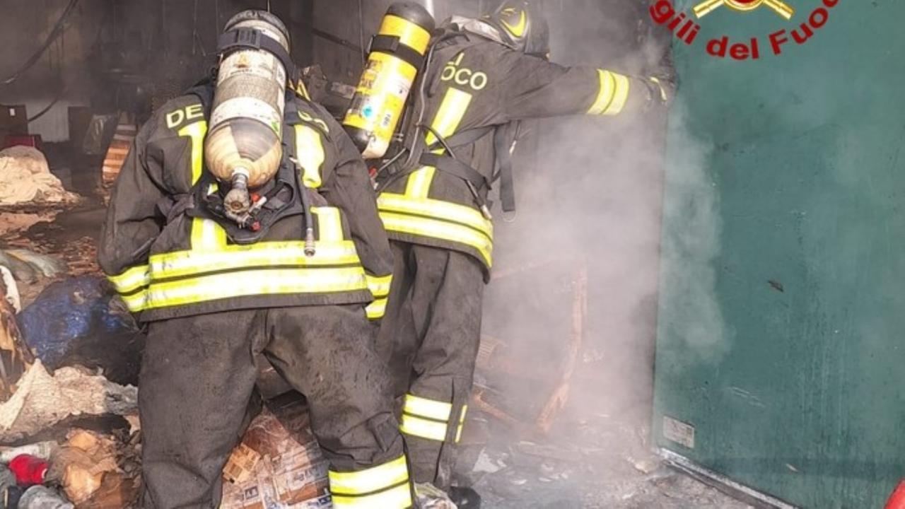 
	I vigili del fuoco sull'incendio a Soliera

