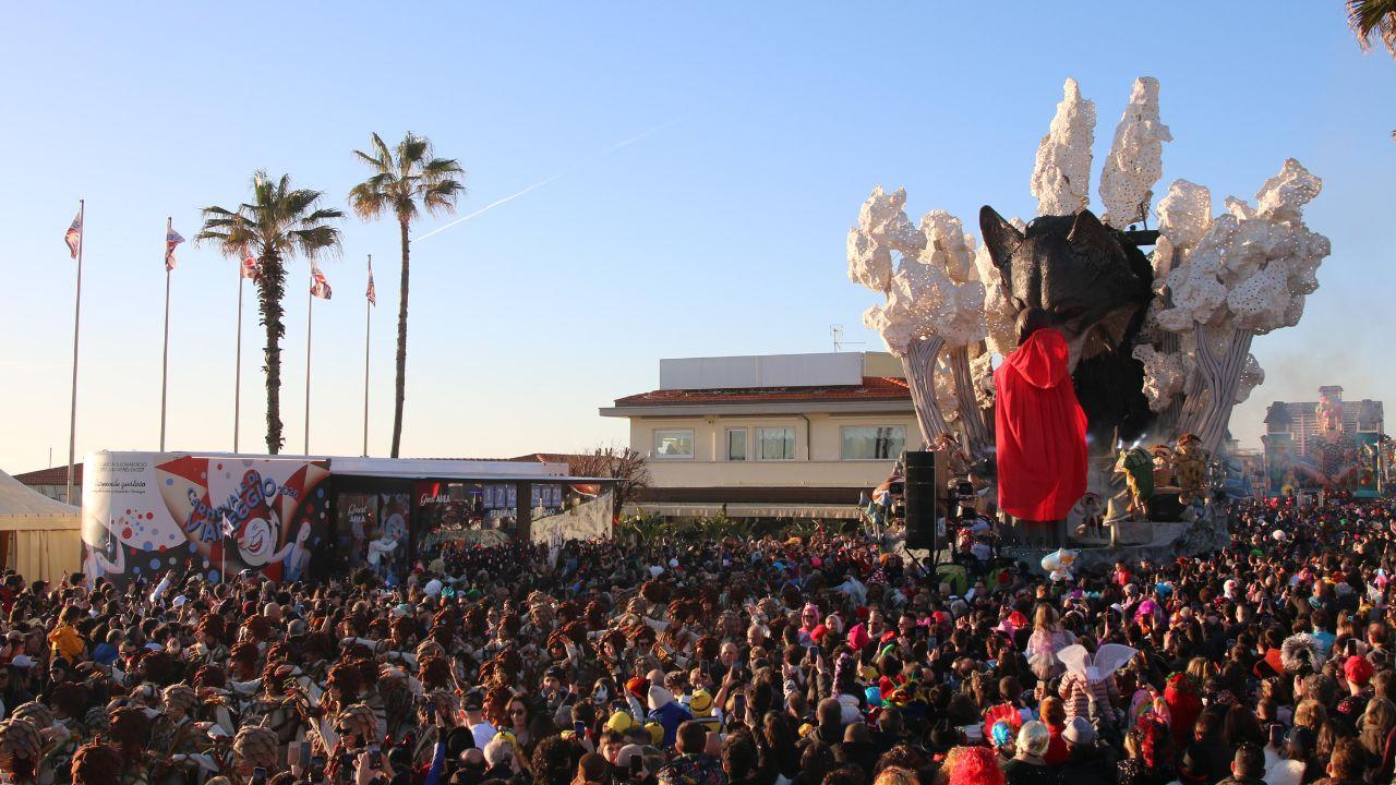 
	Il carro di Luca Bertozzi, vincitore del Carnevale di Viareggio&nbsp;(foto Giannini)

