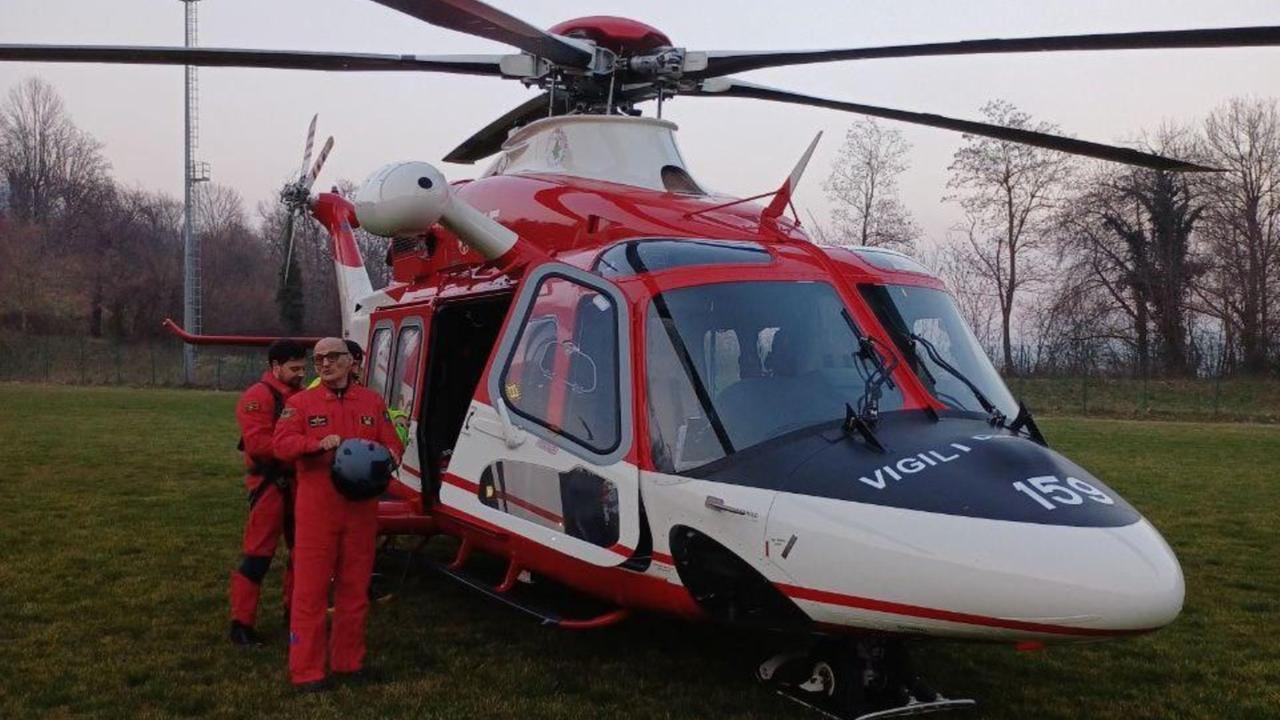 Tre giovani escursioniste smarriscono il sentiero: recuperate dall’elicottero dei vigili del fuoco